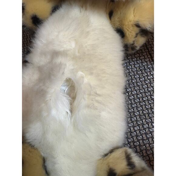 FAO Schwarz Stuffed Cheetah 21" Long (approx) - Picture 10 of 10